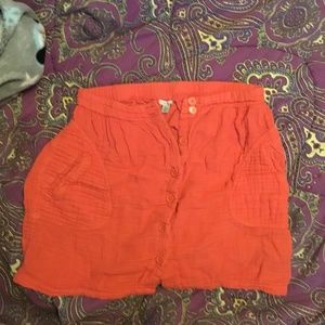 Cooperative mini skirt